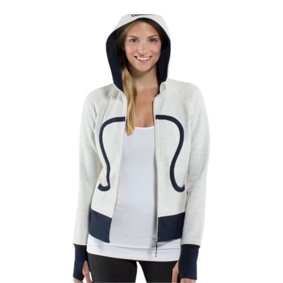 Women’s Lululemon® Scuba Hoodie Size: 6
In Commuter Denim Angel Wing/Inkwell - Picture 6 of 12